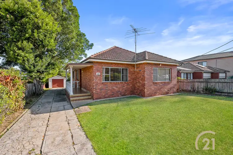 35 Camden Street, Fairfield Heights NSW 2165