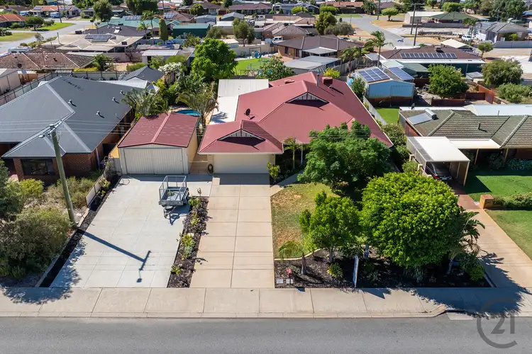 9 Hampton Road, Pinjarra WA 6208