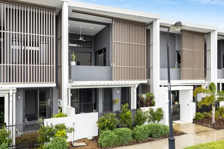 Second view of Homely unit listing, 28/2 Mantra Esplanade, Birtinya QLD 4575