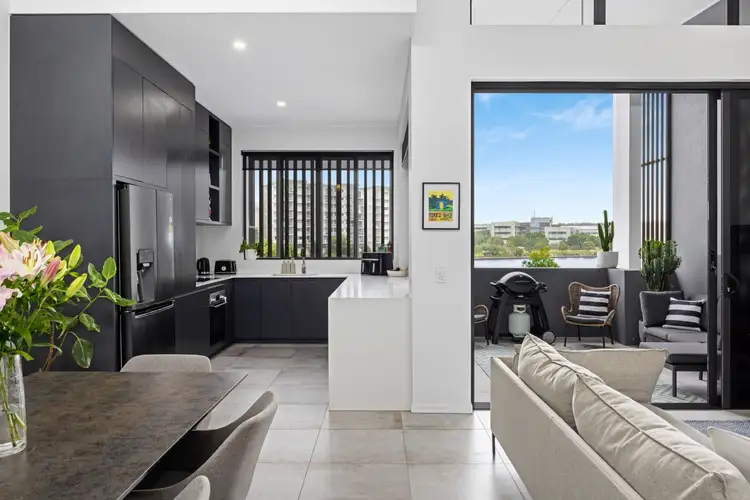 Fifth view of Homely unit listing, 28/2 Mantra Esplanade, Birtinya QLD 4575