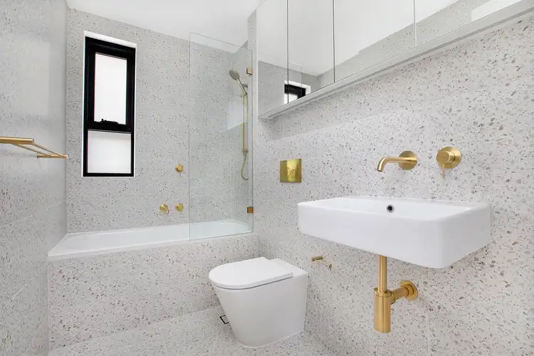 Fourth view of Homely apartment listing, 2/6-8 Diamond Bay Road, Vaucluse NSW 2030