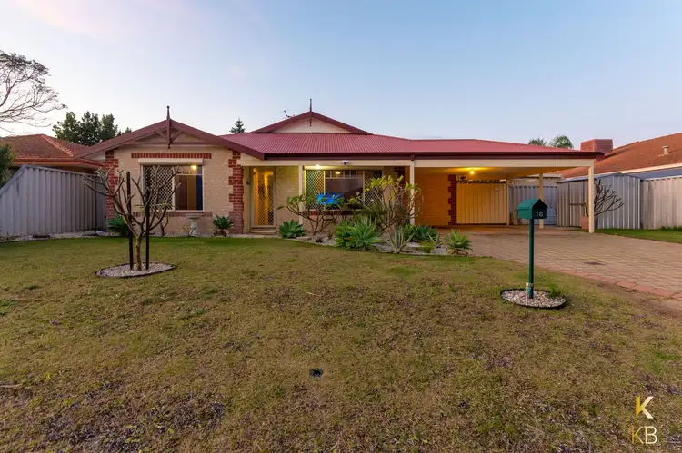 18 Limoges Elbow, Port Kennedy WA 6172