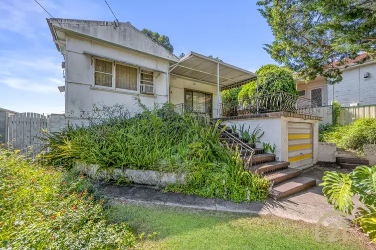 25 Tuncoee Road, Villawood NSW 2163