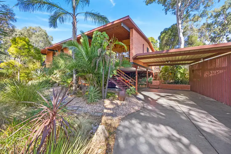 13 Old Belair Road