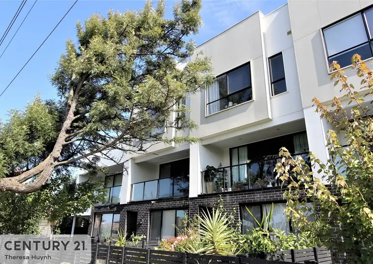 40 View Road, Springvale VIC 3171
