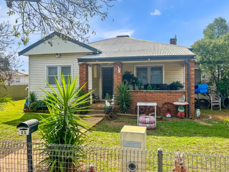 25 Clarinda Street, Parkes NSW 2870