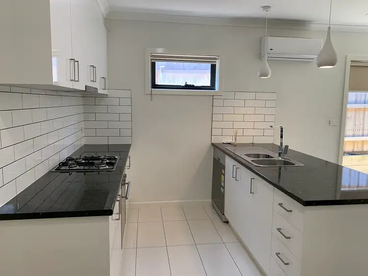 Fifth view of Homely house listing, 126 Manna Gum Drive, Pakenham VIC 3810