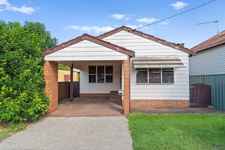 28 Smart Street, Waratah NSW 2298