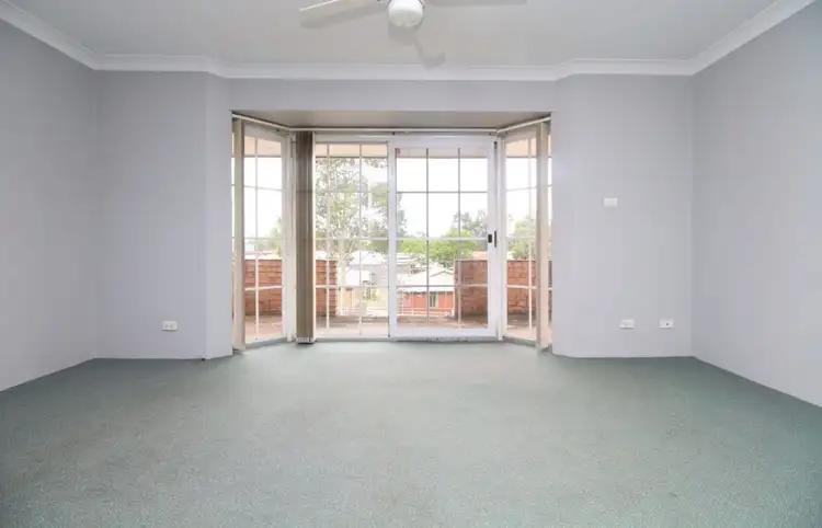 Second view of Homely unit listing, 4/35 Park Avenue, Westmead NSW 2145