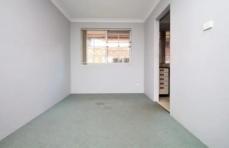 Fifth view of Homely unit listing, 4/35 Park Avenue, Westmead NSW 2145