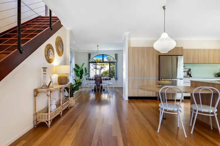 4 Atlantis Parade, Alexandra Headland QLD 4572
