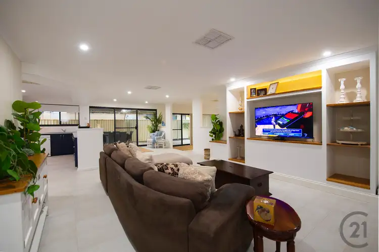 Sixth view of Homely house listing, 7 Regia Pass, Madora Bay WA 6210