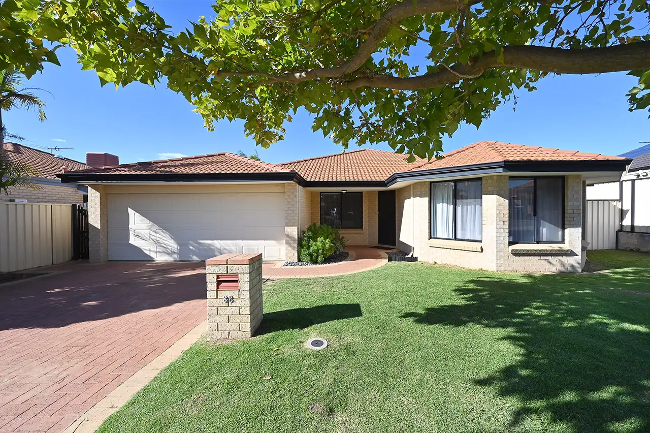 Main view of Homely house listing, 88 Selkirk Drive, Kinross WA 6028