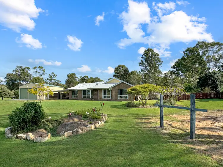 9 Legend Drive, Adare QLD 4343