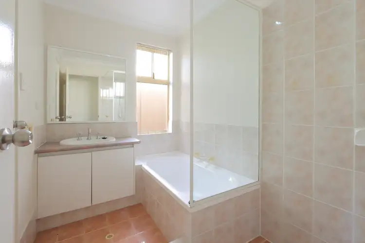 Sixth view of Homely villa listing, 15/4 Marlo Place, Waikiki WA 6169