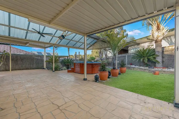 1 Burkhart Place, Minto NSW 2566