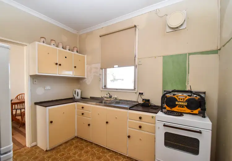 Fifth view of Homely house listing, 727 Wolfram Street, Broken Hill NSW 2880