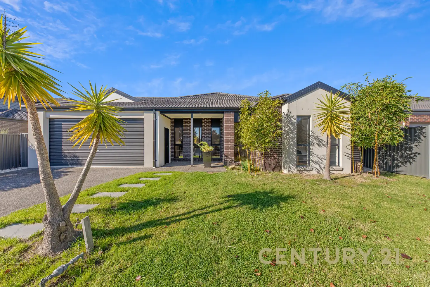 Main view of Homely house listing, 16 Greenway Drive, Pakenham VIC 3810