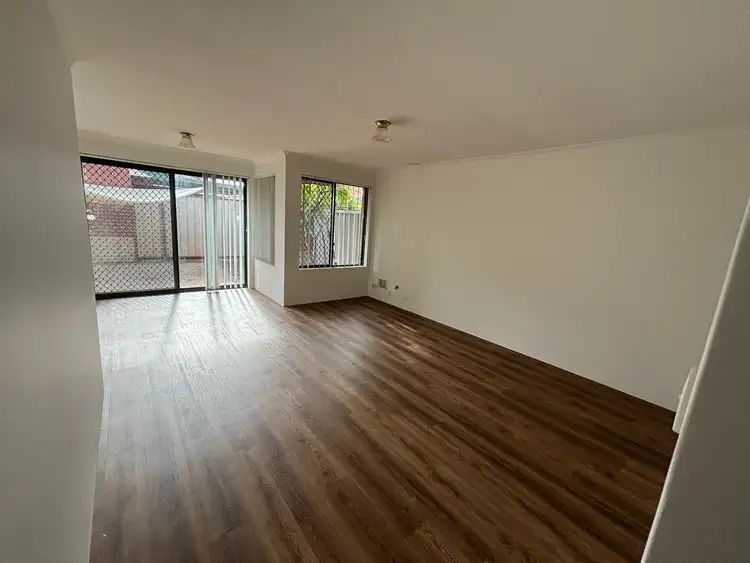 Fourth view of Homely villa listing, 2/2 Redbud Mews, Cooloongup WA 6168