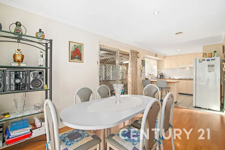 Sixth view of Homely house listing, 2 Nihila Court, Hampton Park VIC 3976