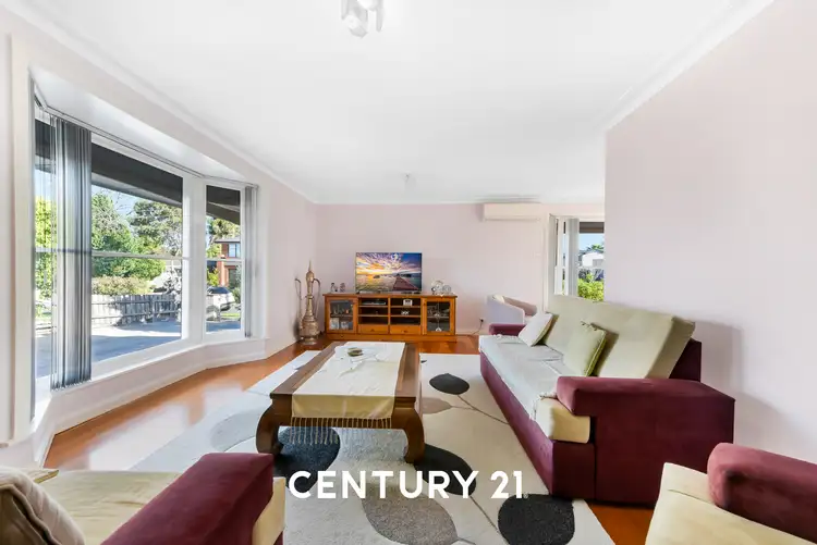 Second view of Homely house listing, 5 Ondine Court, Keysborough VIC 3173