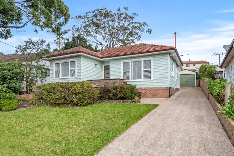 18 E.K. Avenue, Charlestown NSW 2290