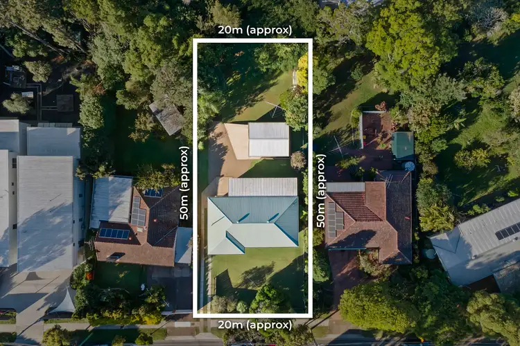 32 Kenmore Road, Kenmore QLD 4069