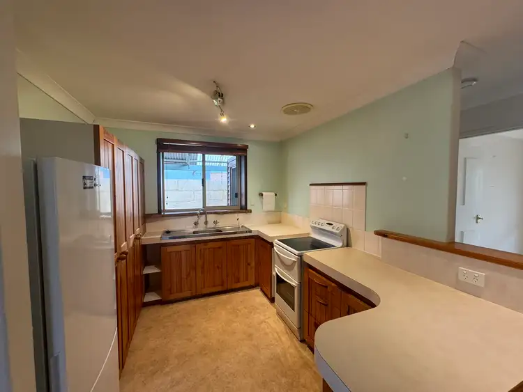 Fifth view of Homely house listing, 31 Warnbro Sound Avenue, Warnbro WA 6169