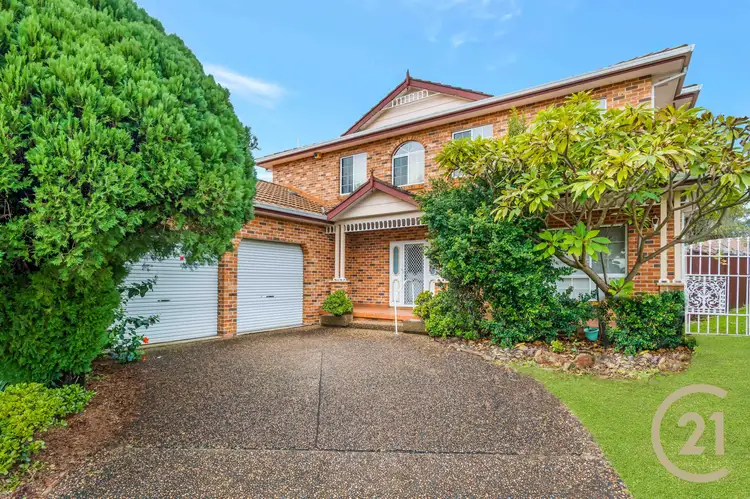 20 Ingham Drive, Casula NSW 2170