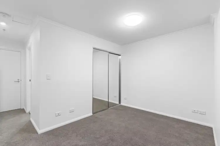 Fourth view of Homely apartment listing, 405/2 Atchison St, St Leonards NSW 2065