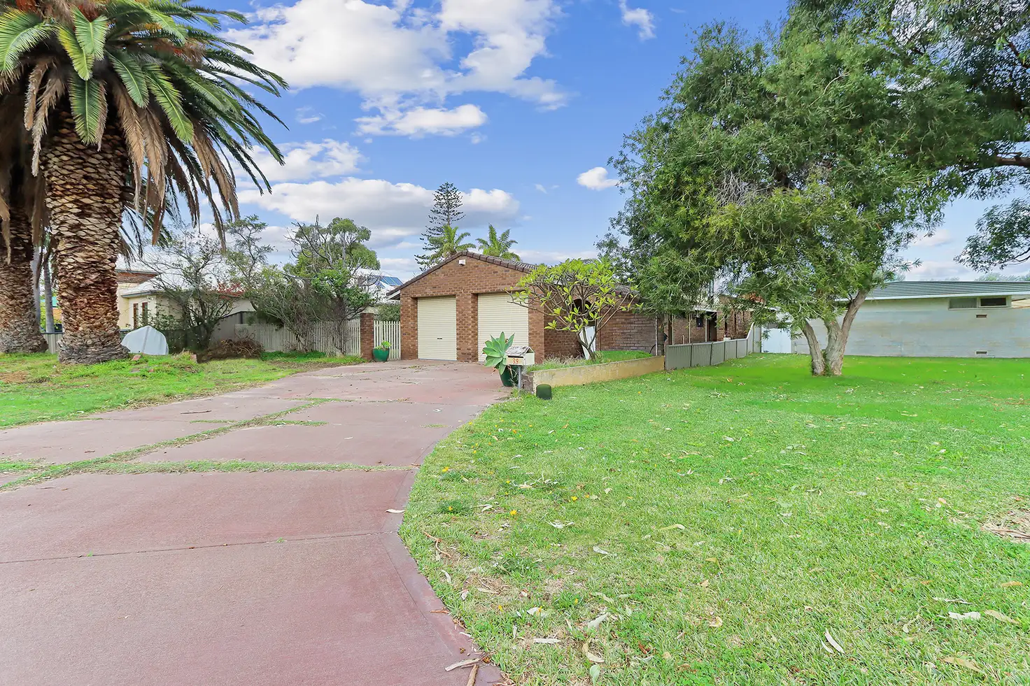 Main view of Homely house listing, 39 Gloucester Crescent, Shoalwater WA 6169