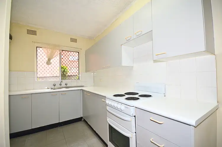 Third view of Homely unit listing, 1/100 Stapleton Street, Pendle Hill NSW 2145