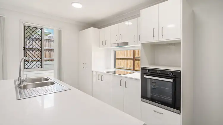 Fourth view of Homely house listing, 5 Bimbadean Circuit, Southside QLD 4570