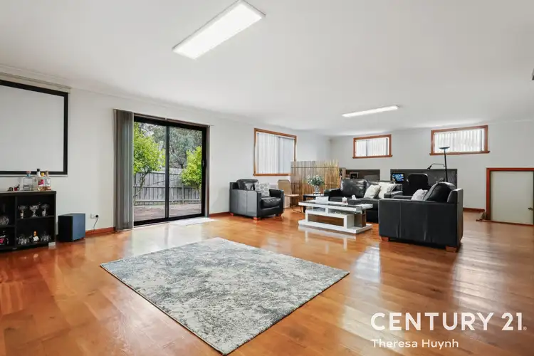 Sixth view of Homely house listing, 27 Mildura Crescent, Endeavour Hills VIC 3802