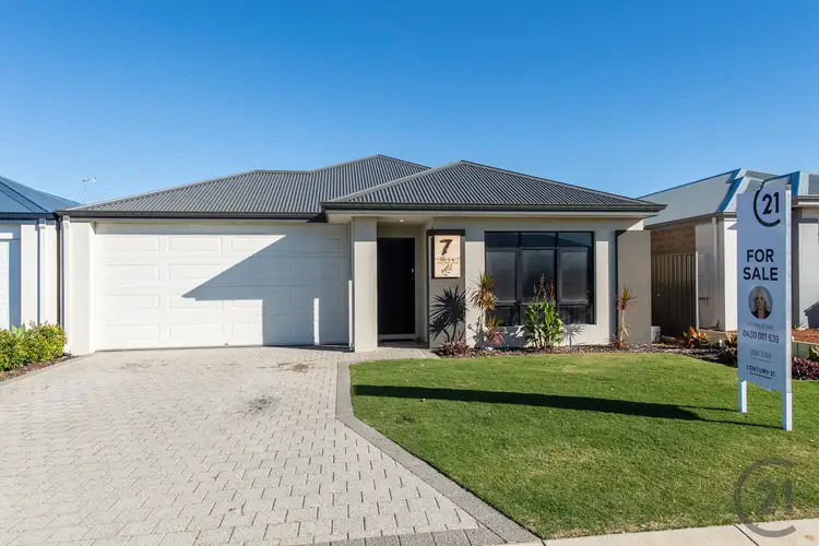 7 Seymour Road, Lakelands WA 6180