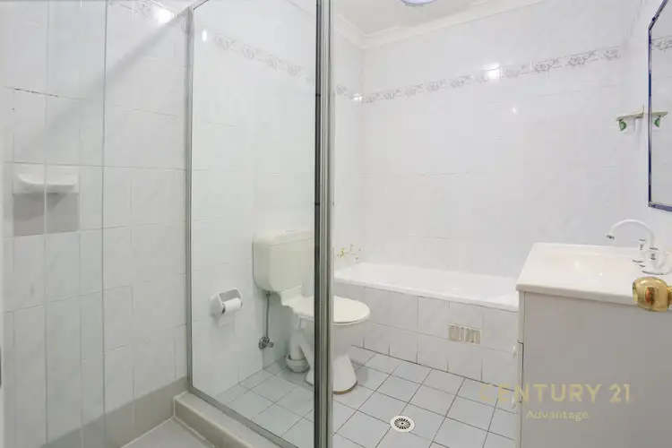 Sixth view of Homely villa listing, 1/4A Tungarra Road, Girraween NSW 2145
