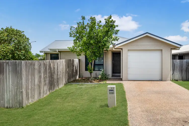 Main view of Homely unit listing, 5a Wakeboard Circuit, Kelso QLD 4815