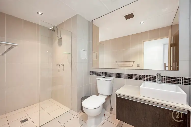 Fifth view of Homely apartment listing, 16/26-34 Mcelhone Street, Woolloomooloo NSW 2011