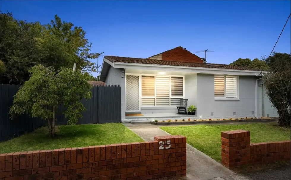 Main view of Homely unit listing, 1/25 Cranbourne Road, Frankston VIC 3199