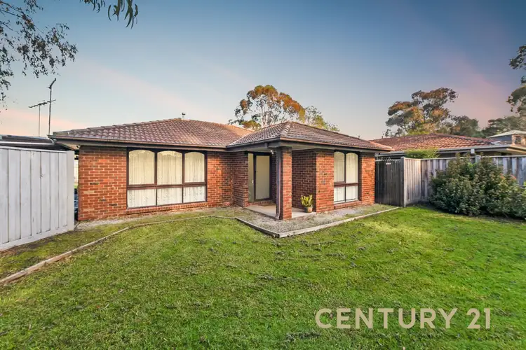 2 Close Court, Pakenham VIC 3810