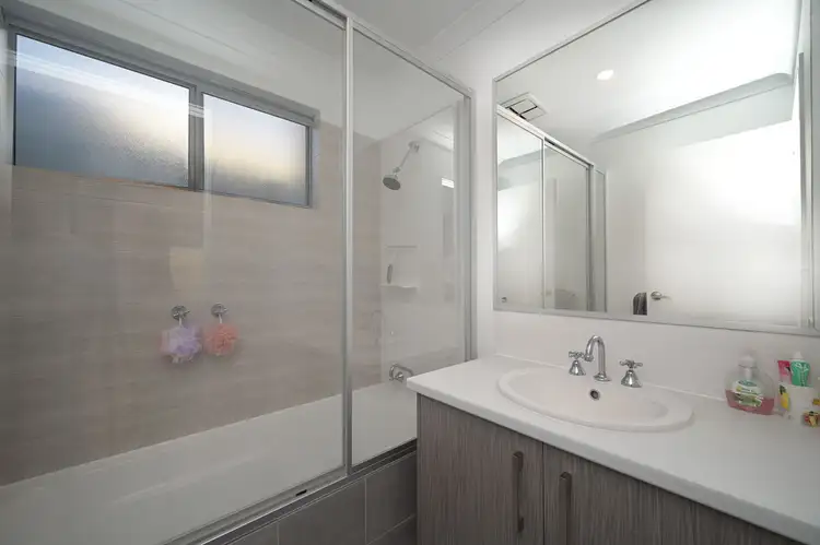 Fifth view of Homely house listing, 7 Tempranillo Rise, Hocking WA 6065