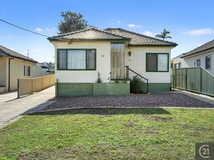 38 Yanderra Street, Condell Park NSW 2200