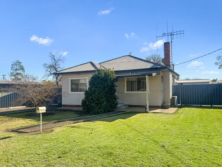 2 Bathurst Street, Forbes NSW 2871
