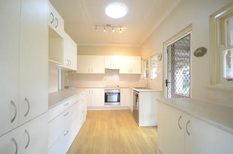 Third view of Homely house listing, 32 Ferndale Close, Constitution Hill NSW 2145