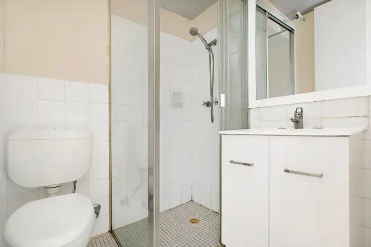 Sixth view of Homely studio listing, 403/212 Bondi Road, Bondi NSW 2026