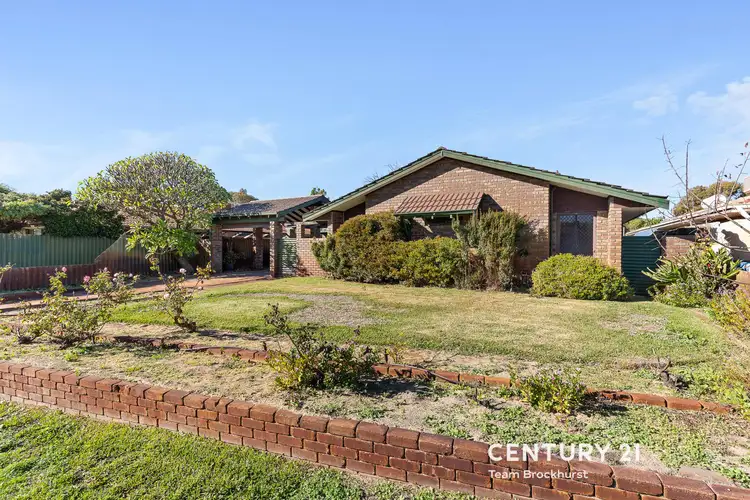 10 Dorset Place, Thornlie WA 6108