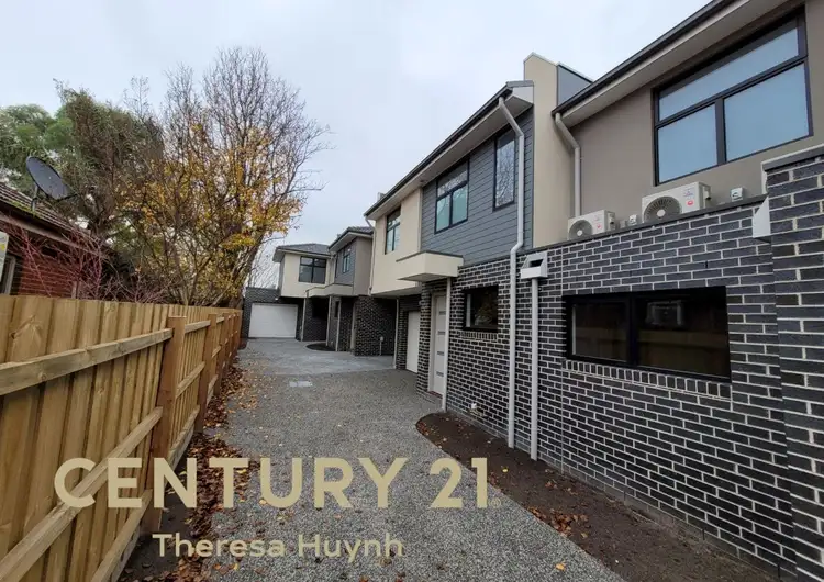 Main view of Homely townhouse listing, 2/14 Victoria Avenue, Springvale VIC 3171