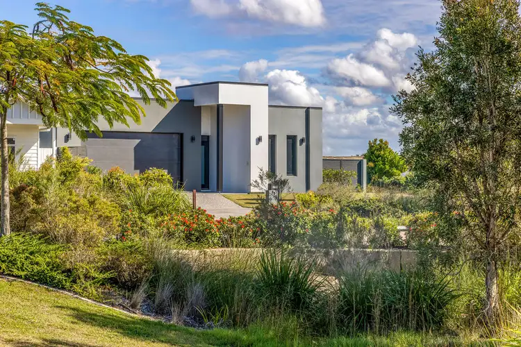 15 Kianga Street, Pelican Waters QLD 4551