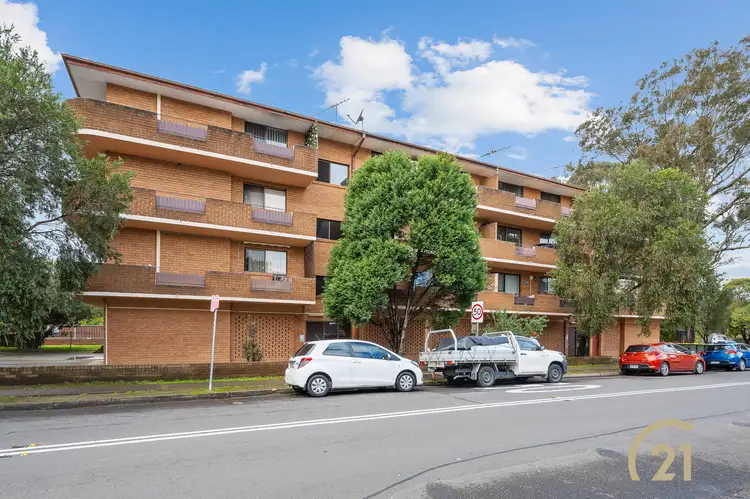 11/118 Wattle Avenue, Carramar NSW 2163
