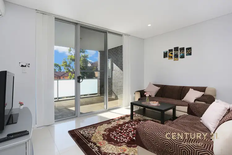 Fourth view of Homely apartment listing, 5/271 Dunmore Street, Pendle Hill NSW 2145